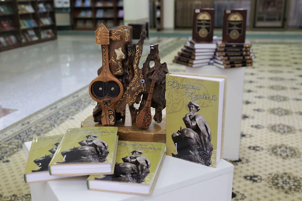 ەكسپو-2017. استانادا قاراعاندى وبلىسى­ كۇندەرى اياسىندا دوڭگەلەك ۇستەل ءوتتى