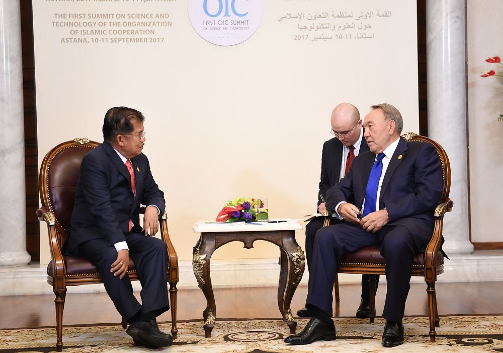 ەلباسى يندونەزيا رەسپۋبليكاسىنىڭ ۆيتسە-پرەزيدەنتىمەن كەزدەستى