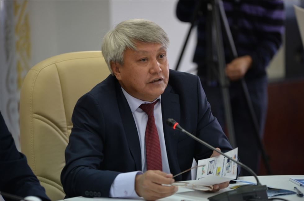 ەربول تىلەشوۆ: ديگرافتار ارقىلى قازاقتىڭ ءتول دىبىستارىن ساقتاۋعا بولادى