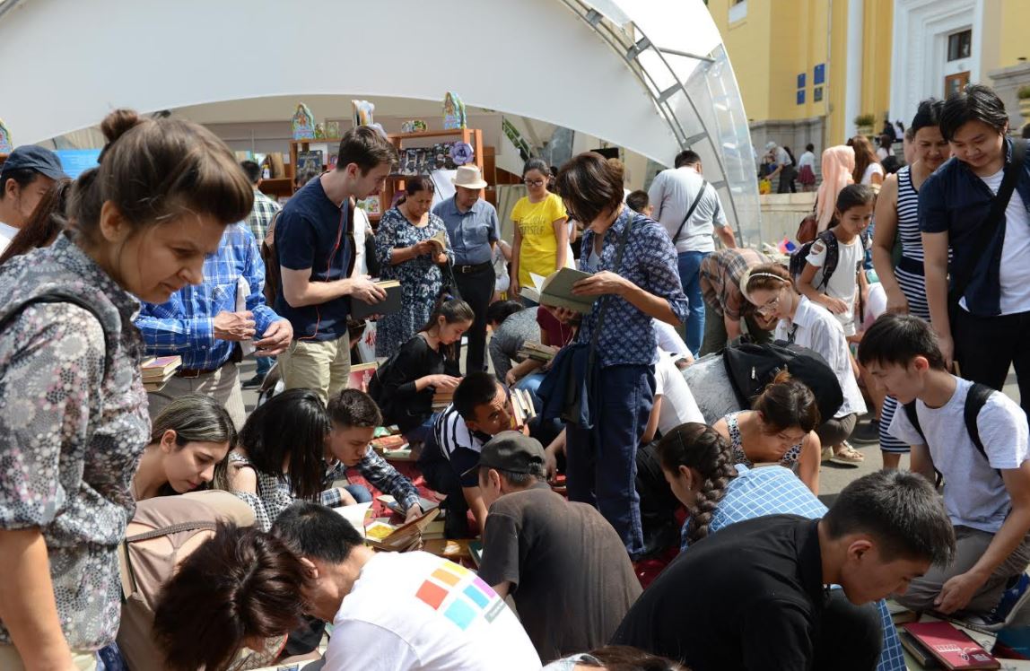 الماتىدا كىتاپ فەستيۆالى ءوتتى