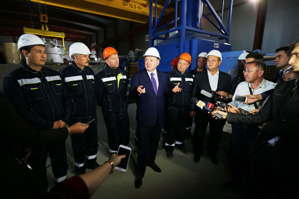 قارقىندى دامۋ وڭىردە دە ەتەك العان 
