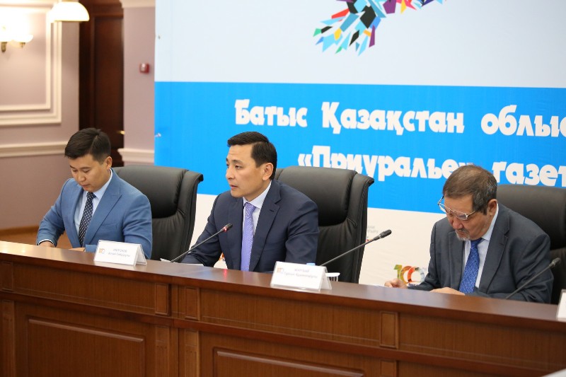 باتىس قازاقستان وبلىستىق گازەتتەرى عاسىرلىق تويىن اتاپ ءوتتى