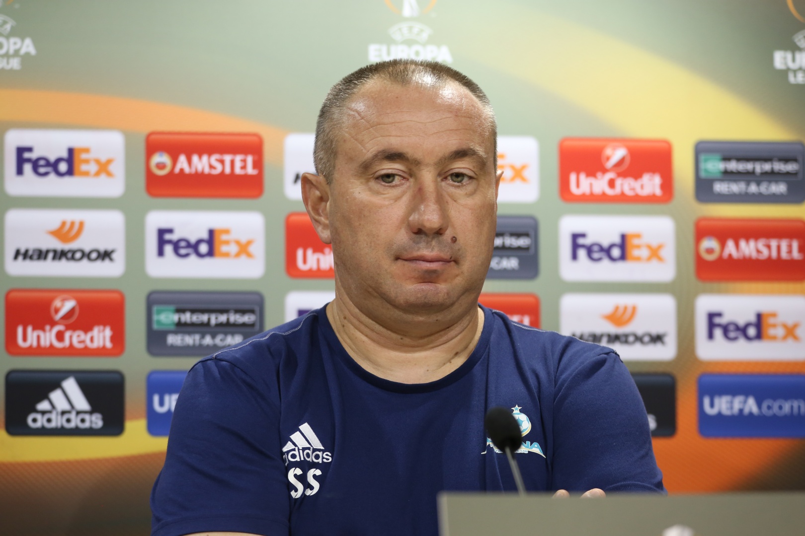 ستانيمير ستويلوۆ: ءۇش گول جەڭىل قاتەلىكتىڭ سالدارىنان سوعىلدى