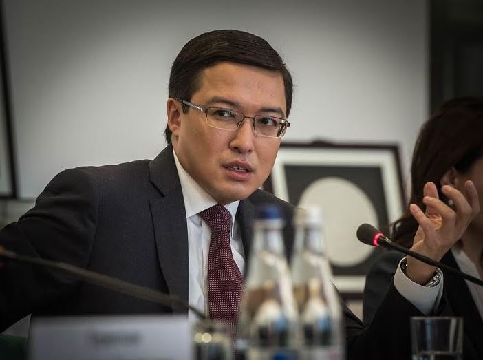 ۇلتتىق بانك توراعاسى الماتىدا باق وكىلدەرىمەن كەزدەستى