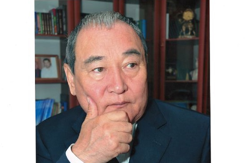 اڭعال مىنەز, اردا تالانت يەسى
