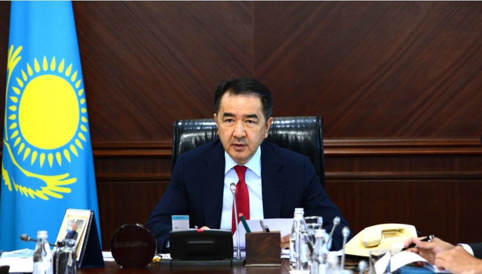 ساعىنتاەۆ «تسيفرلىق قازاقستان» باعدارلاماسىن جەتىلدىرۋ بويىنشا بىرقاتار تاپسىرما بەردى
