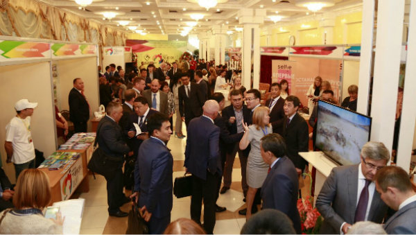 «Kostanay Invest–2017» ينۆەستيتسيالىق فورۋمىندا 26  مەموراندۋمعا قول قويىلدى