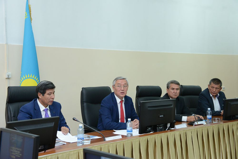 الماتىدا لاتىن الىپبيىنە كوشۋ تۋرالى دوڭگەلەك ۇستەل ءوتتى