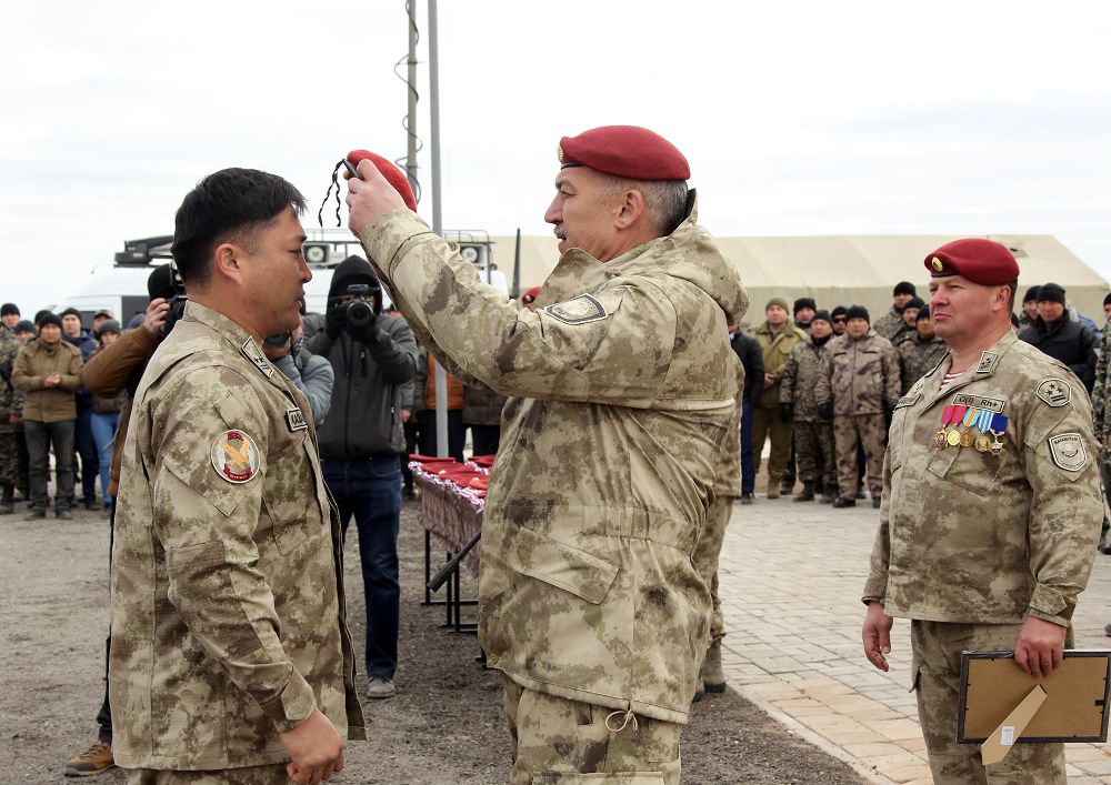 ۇلتتىق ۇلاننىڭ 20 جاۋىنگەرى «كۇرەڭ بەرەت» يەگەرى اتاندى