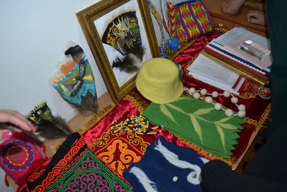 پاۆلوداردا كورمەگە وقۋشىلاردىڭ 250 جۇمىسى قويىلدى 