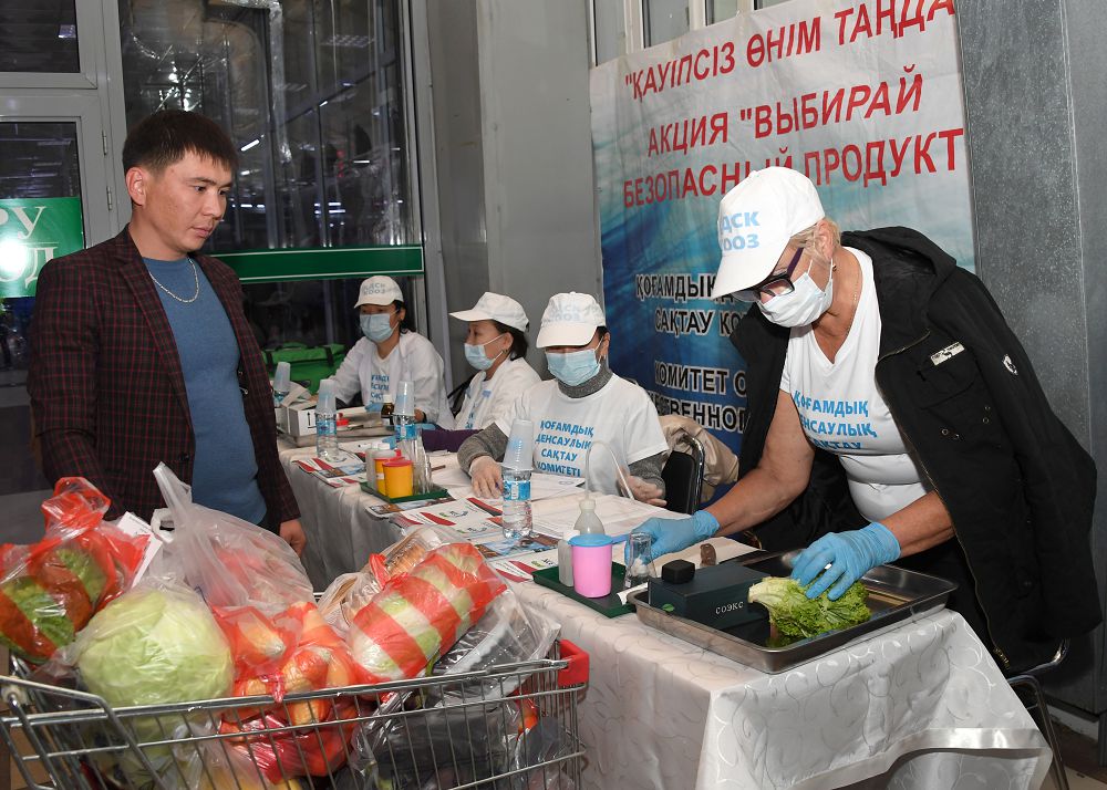 قانداي تاعام تۇتىنىپ ءجۇرمىز؟