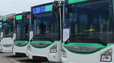 EXPO كەزىندە بالالاردى تاسىمالداعان اۆتوبۋستار مەكتەپتەرگە بەرىلەدى