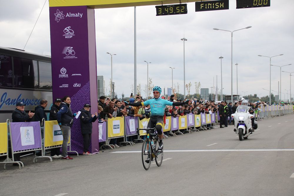 الەكسەي لۋتسەنكو – «الماتى تۋرى-2017» ءبىرىنشى كەزەڭىنىڭ جەڭىمپازى