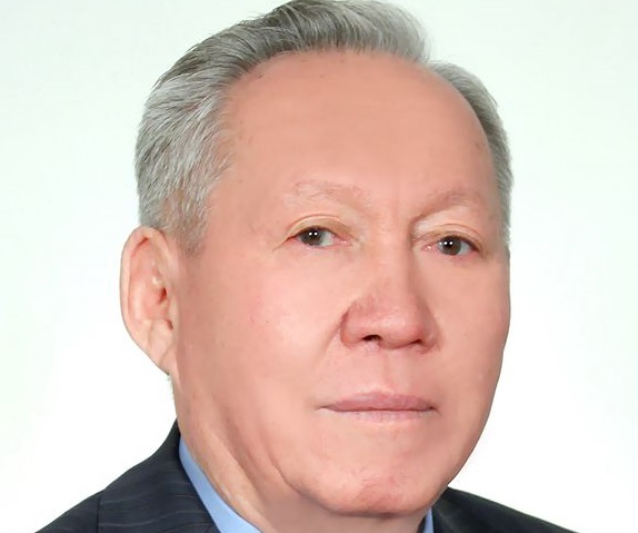 جەتپىسباي دۇيسەمبەكوۆ: وتاندىق قۇرىلىس ماتەريالدارى تابانىمىزدىڭ استىندا جاتىر