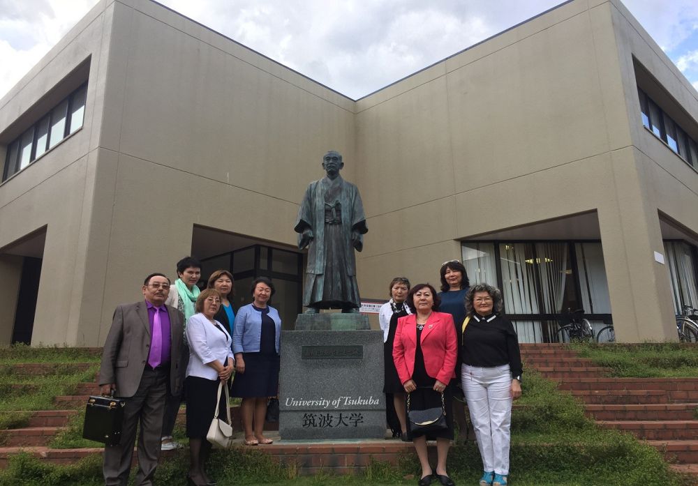 20 مىڭ عىلىم دوكتورى تۇراتىن شاھار 
