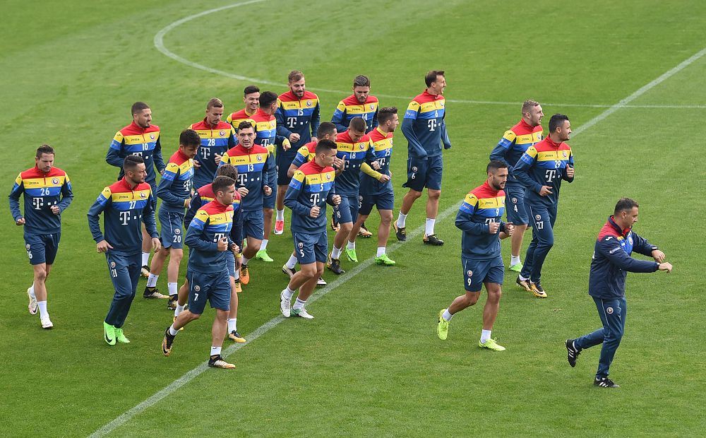 رۋمىنيا قۇراماسىنىڭ اشىق جاتتىعۋى (فوتورەپورتاج)