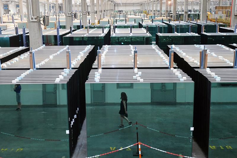 نازارباەۆ جالپاق شىنى وندىرەتىن زاۋىت قۇرىلىسىمەن تانىستى