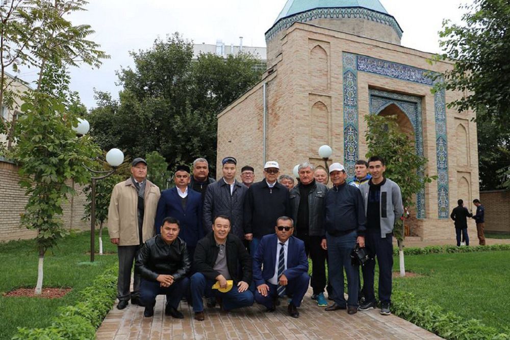 «دوستىق كەرۋەنى» – تەرەڭ بايلانىستار  دانەكەرى