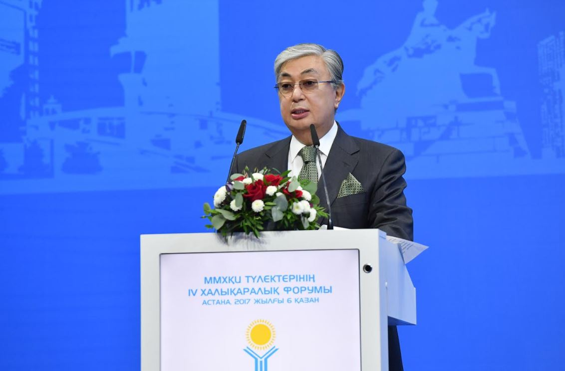 توقاەۆ ماسكەۋ مەملەكەتتىك حالىقارالىق قاتىناستار ينستيتۋتى تۇلەكتەرىنىڭ فورۋمىنا قاتىستى