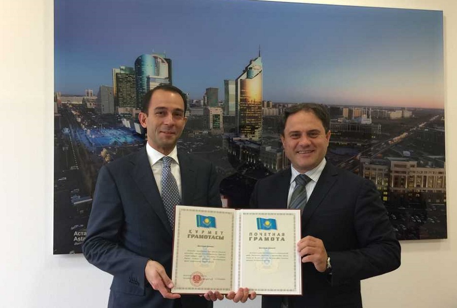 شۆەتسيانىڭ قازاقستانداعى ەلشىسى ەلىمىزدىڭ مەملەكەتتىك ناگراداسىمەن ماراپاتتالدى