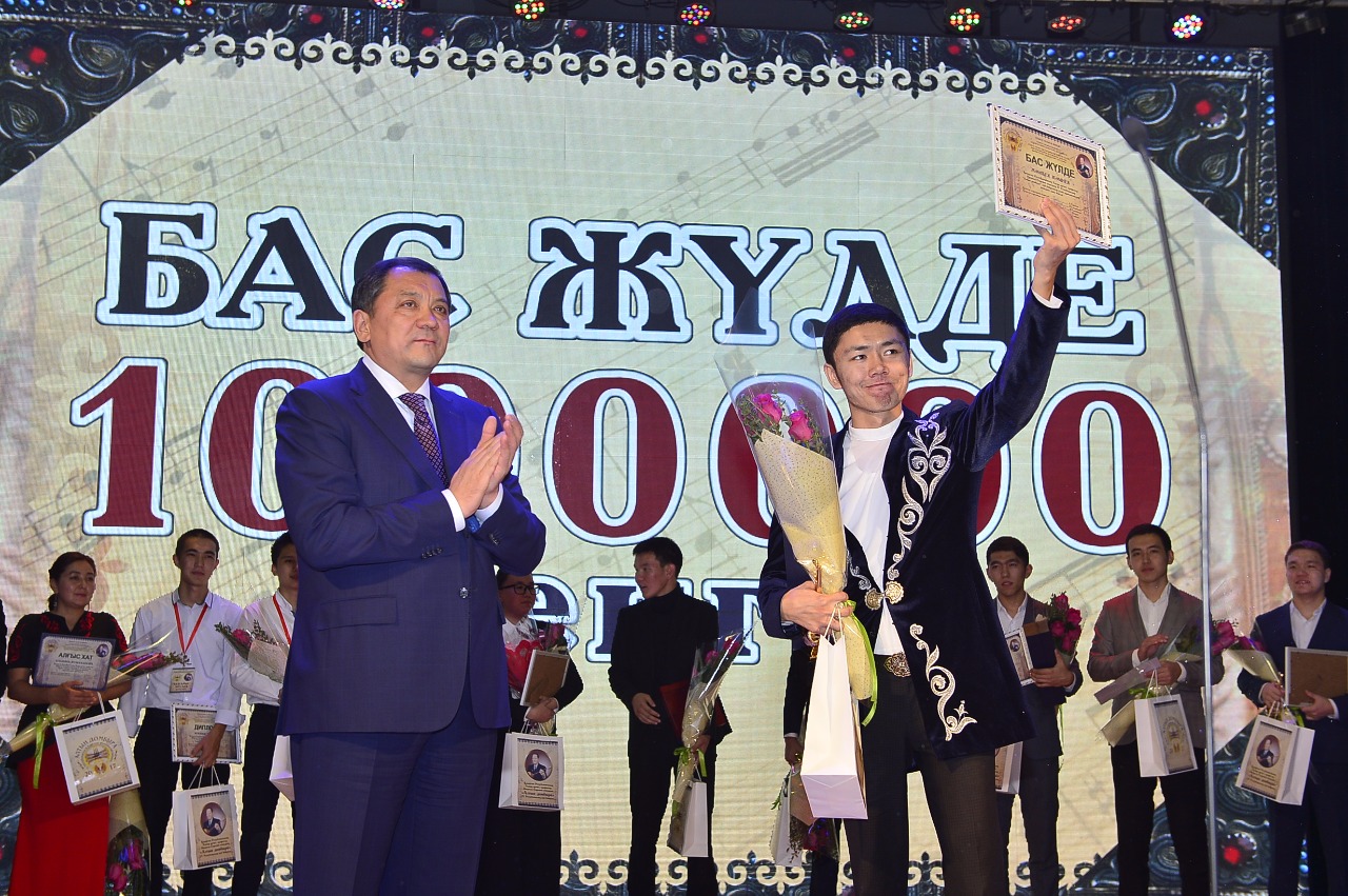 اتىراۋدا «التىن دومبىرا» كۇي بايقاۋى ءوتتى