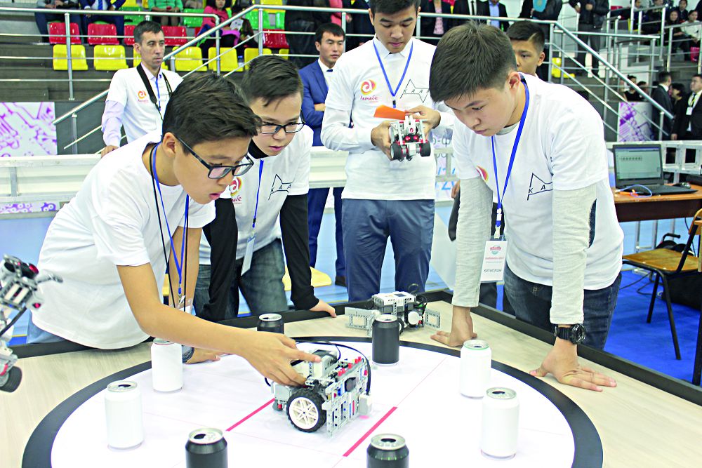 روبوت كورسەڭ كوزىن اش