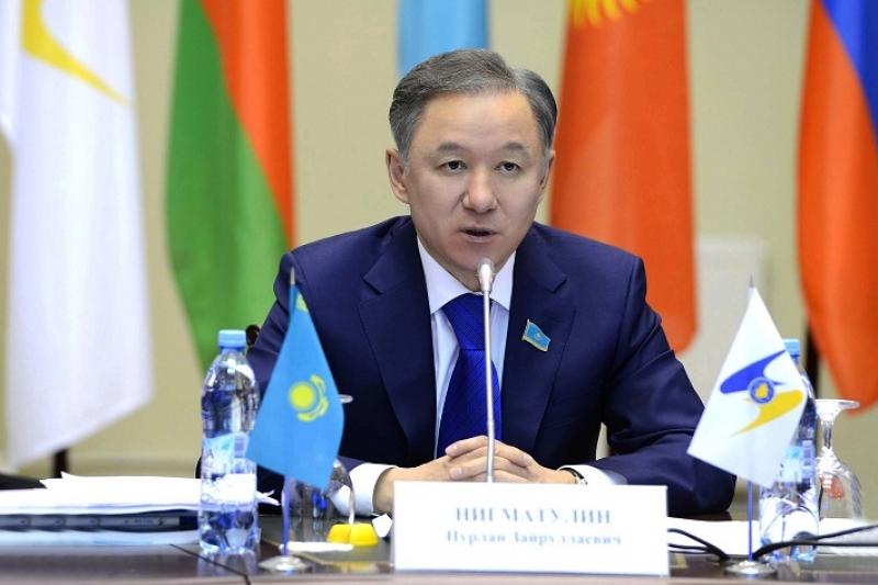 نىعماتۋلين سانكت-پەتەربۋرگتا ۇقشۇ پارلامەنتتىك اسسامبلەياسى جيىنىندا ءسوز سويلەدى