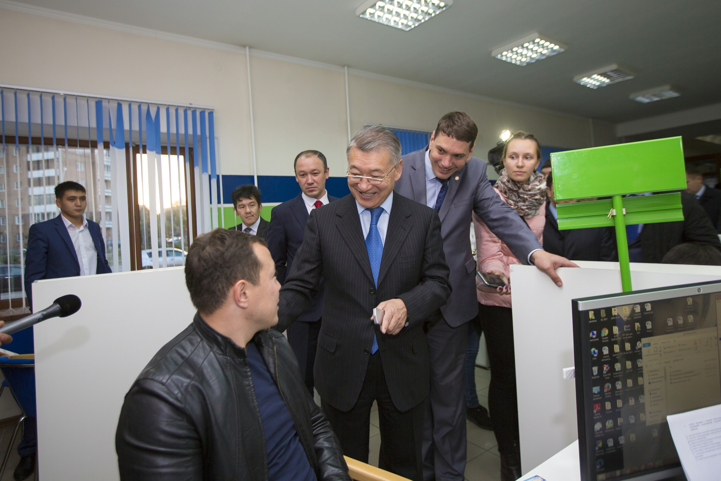 شقو-دا كاسىپكەرلەرگە قىزمەت كورسەتەتىن ورتالىق اشىلدى