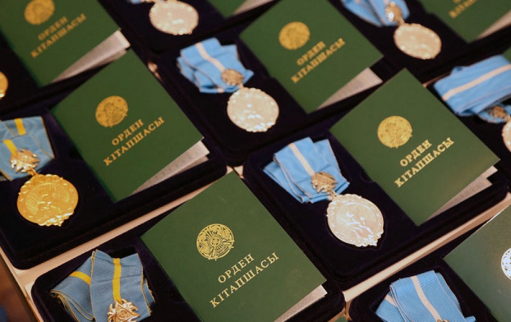 وڭتۇستىكتە سەگىز ايدا  2382 انا التىن مەن كۇمىستەن القا تاقتى