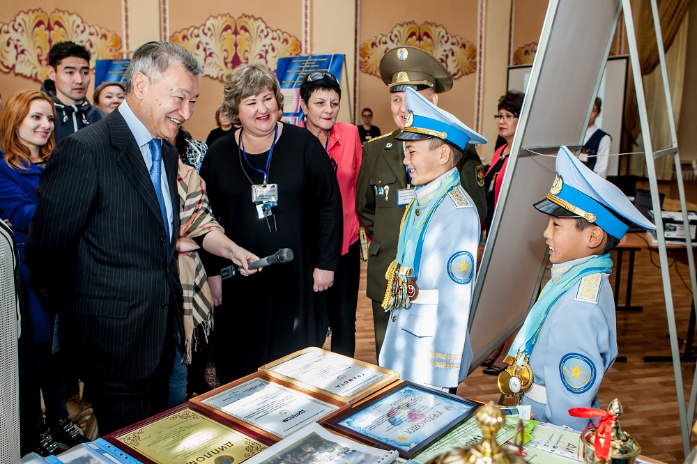 شقو تۇلەكتەرىنە وبلىس اكىمىنىڭ 400 ءبىلىم گرانتى بولىنەدى