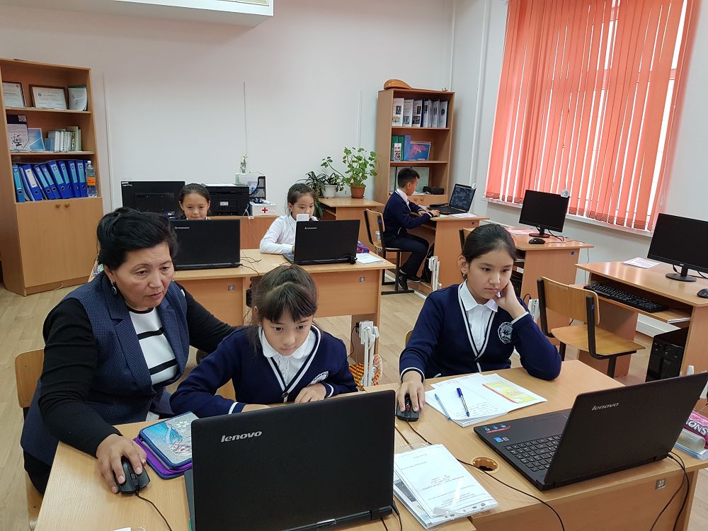 وسكەمەن مەكتەپتەرىندە جاڭا ءپان وقىتىلا باستادى