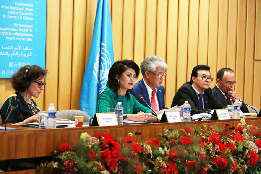 پاريجدە «رۋحاني جاڭعىرۋ» باعدارلاماسى تانىستىرىلدى