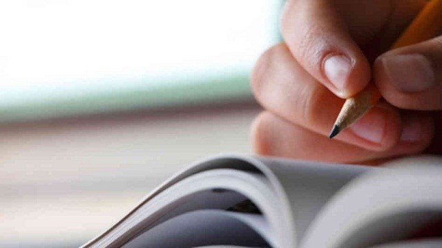 لاتىنعا كوشۋ – ەلەۋلى بەتبۇرىس بولماق