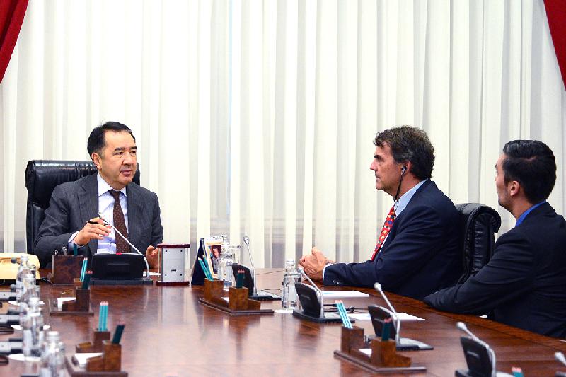 ساعىنتاەۆ DFJ ۆەنچۋرلىك كومپانياسىنىڭ تەڭ قۇرىلتايشىسىمەن كەزدەستى