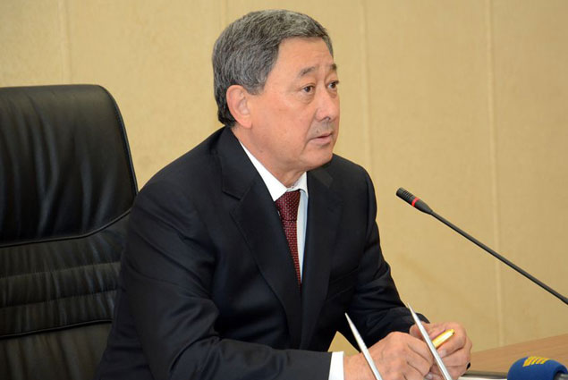 ب. ىزمۇحامبەتوۆ ۇكىمەت باسشىسىنا دەپۋتاتتىق ساۋال جولدادى