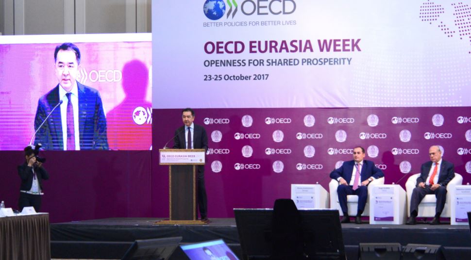 قازاقستان مەن ەىدۇ مەملەكەت باسشىسىنىڭ جاڭعىرتۋ 3.0 اياسىندا ىنتىماقتاستىقتى تالقىلايدى