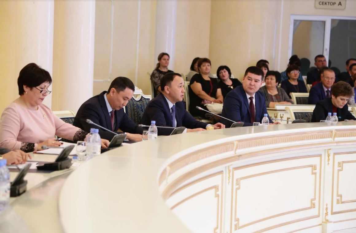 قوستانايدا الەۋمەتتىك قىزمەتكەرلەردىڭ «ايالى الاقان» فورۋمى ءوتتى