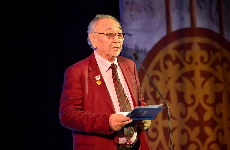 اتىراۋدا اقىن قويشىعۇل جىلقىشيەۆتىڭ كەشى ءوتتى