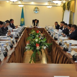 2018 جىلى زەينەتاقىنىڭ ورتاشا مولشەرى 70 مىڭ تەڭگەدەن اسادى