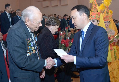 قوستانايدا اۋىل شارۋاشىلىعى قىزمەتكەرلەرىنىڭ كۇنى ءوتتى