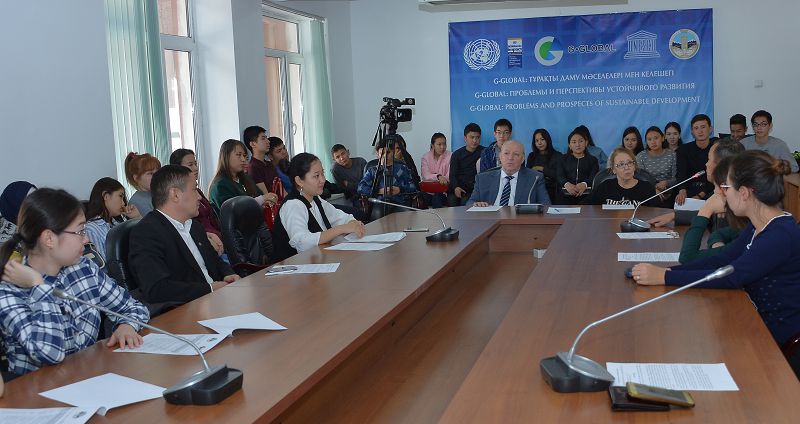 الماتىدا «سەمەي پوليگونىنداعى اقىرعى جارىلىس» تاقىرىبىندا دوڭگەلەك ۇستەل ءوتتى