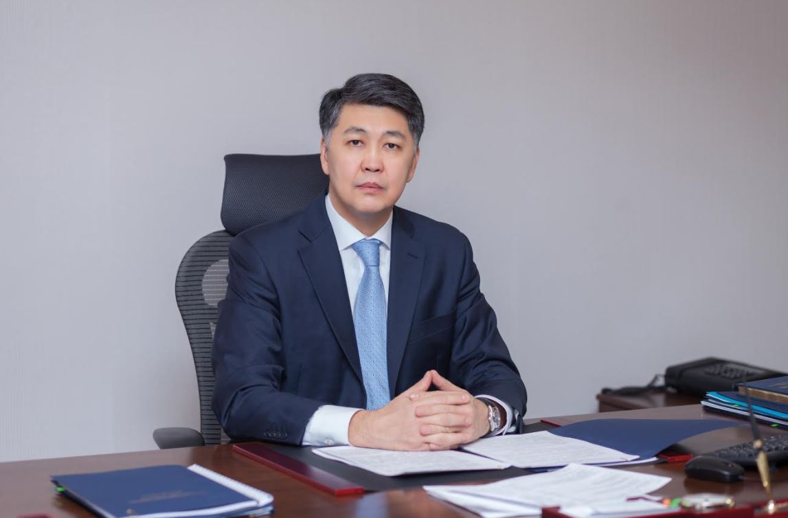 بەرىك ارىن: زاڭ تالاپتارى قوعامنىڭ تىنىشتىعىن كوزدەيدى