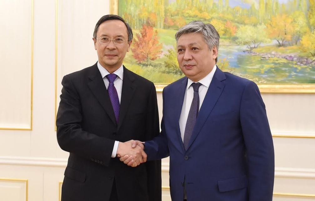 قازاقستان مەن قىرعىزستان سىرتقى ساياسات ۆەدومستۆولارىنىڭ بايلانىستارىن جانداندىرۋدا