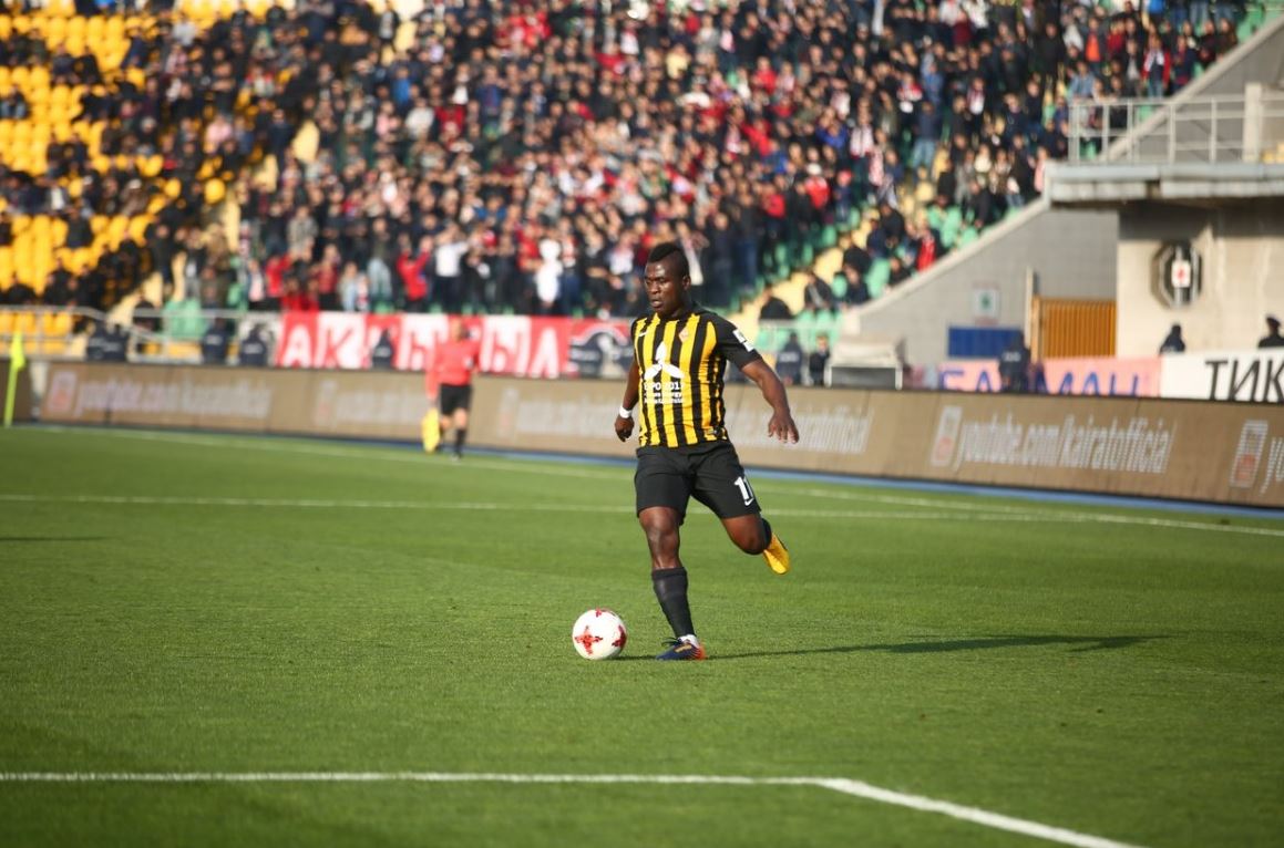 جەرار گوۋ «قايراتتان» كەتەتىنىن مالىمدەدى