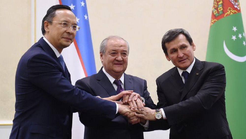 ورتالىق ازيا ءۇشىن تاريحي وقيعا 