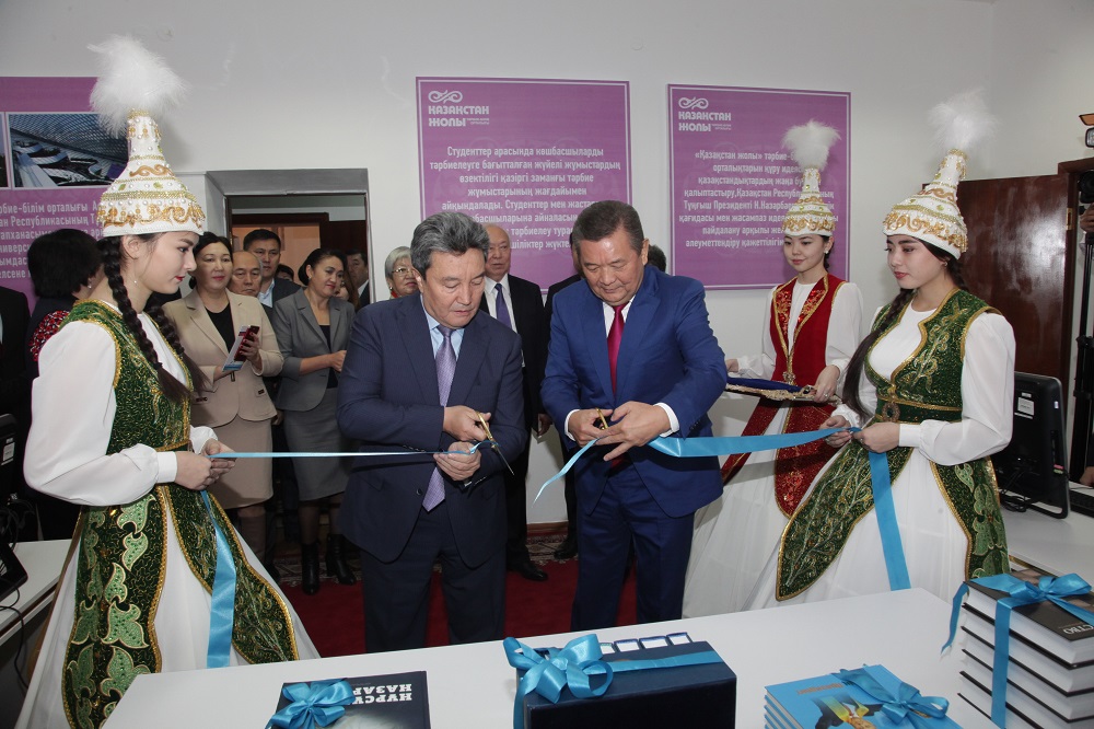 الماتىدا «ەلباسى كىتاپحاناسى» ورتالىعى اشىلدى