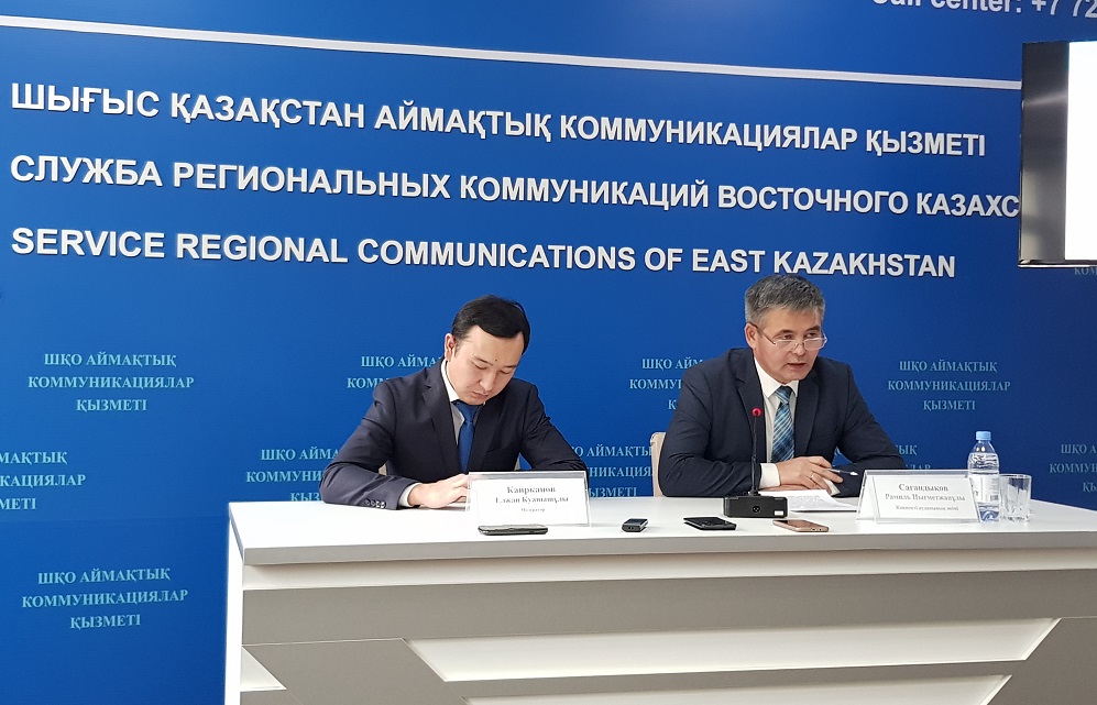 حاميت توقتامىشەۆتىڭ قابىرىنە ەسكەرتكىش بەلگى قويىلادى