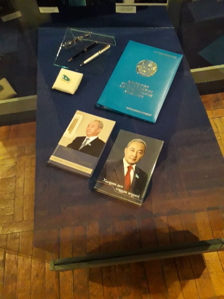 ارقالىق مۋزەيىندە ورال مۇحامەدجانوۆقا ارنالعان بۇرىش اشىلدى