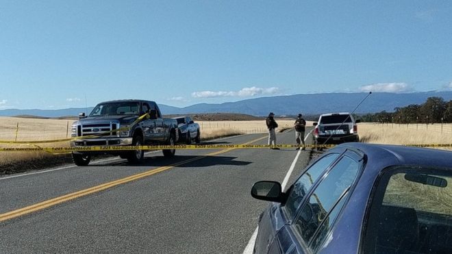 كاليفورنيادا مەكتەپ ماڭايىنداعى اتىستان 4 ادام قايتىس بولدى