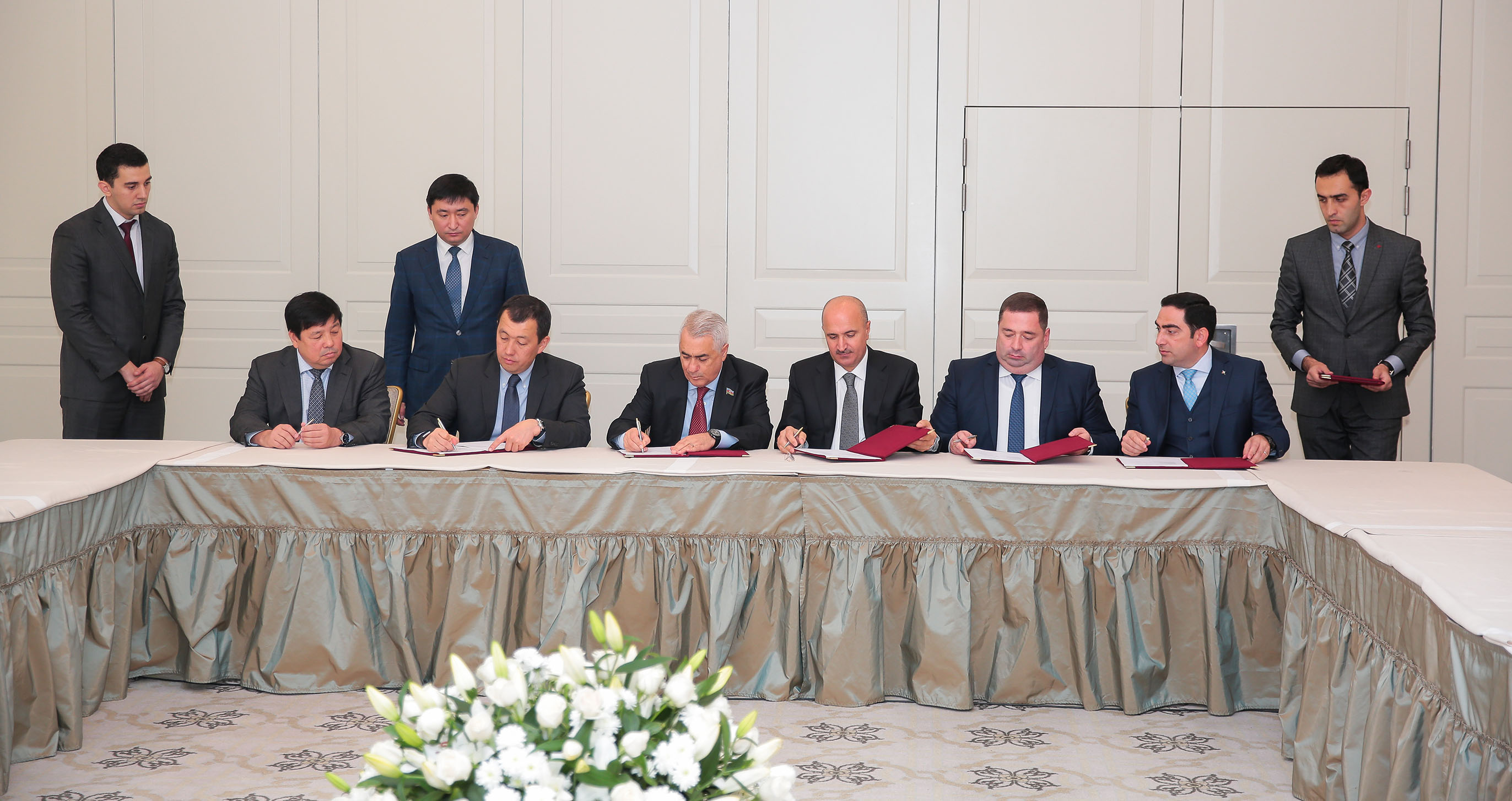 ترانسكاسپي كولىك باعدارىمەن 1,3 ملن توننا جۇك تاسىمالداۋ جوسپارلانىپ وتىر